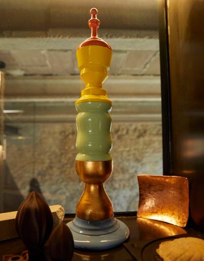 Envase para bombones de Rocambolesc, la heladería de Jordi. Como se regalan en ocasiones especiales y tienen un carácter efímero, la idea era que funcionara como recuerdo.