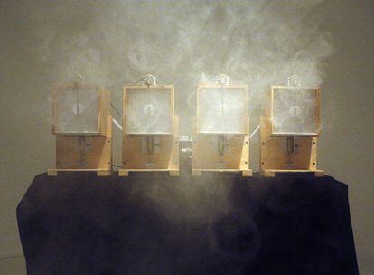 <i>Smoke and hot air</i> (2009), de Ali Momene y Robin Mandel.