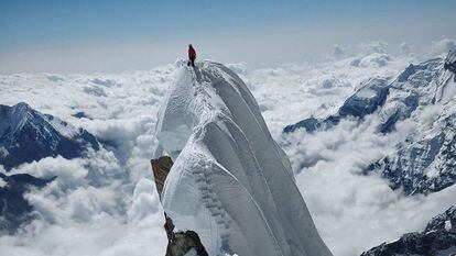 Vista del Annapurna III desde uno de los vivacs de los alpinistas.