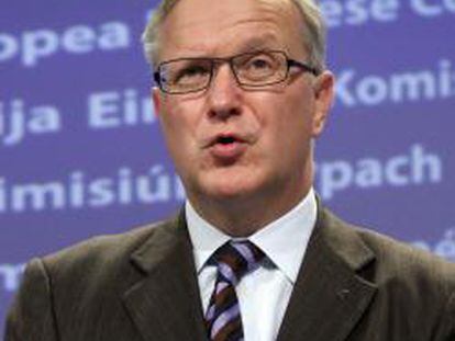 Rehn, durante la rueda de prensa en Bruselas.