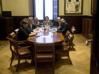 Reunión de la ponencia conjunta para reformar el reglamento del Parlament.