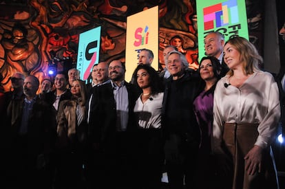 Líderes de oposición durante la presentación de Unid@s, en el Polyforum Siqueiros, en Ciudad de México, el 11 de octubre de 2022.