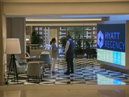 Vestíbulo del hotel Hyatt Regency Hesperia Madrid.