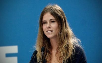La única diputada del PP en el País Vasco, Beatriz Fanjul, durante una rueda de prensa.