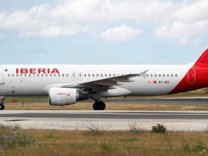 El Gobierno insiste en que Iberia no tendrá problemas para volar en Europa si hay un brexit duro