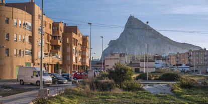 El Pe&ntilde;&oacute;n de Gibraltar visto desde La L&iacute;nea de la Concepci&oacute;n. 