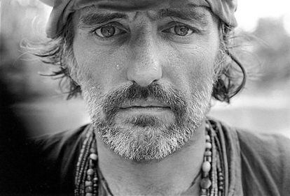 Dennis Hopper fotografiado por Mary Ellen Mark en el rodaje de &#039;Apocalypse Now&#039;, Filipinas 1976.