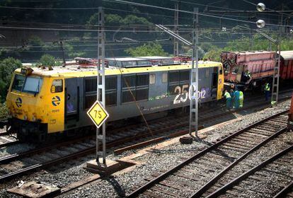 Tren de mercancías de Renfe, en Barcelona.