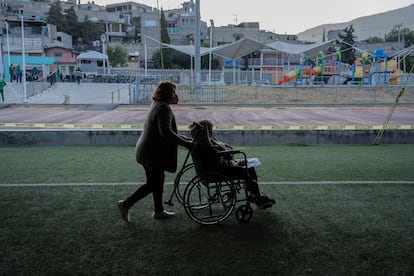 El 82% de personas mayores de 60 años en Ciudad de México ya fueron vacunadas al menos con una dosis.