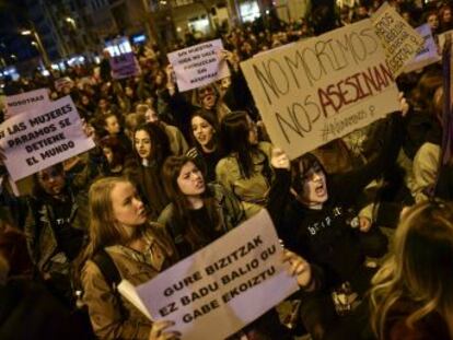 Centenares de miles de mujeres salen a la calle en todo el mundo para clamar contra la violencia de género y por la equiparación de derechos