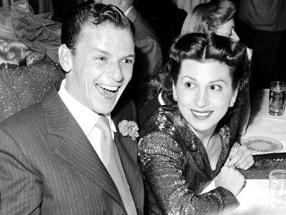 Frank Sinatra y su mujer Nancy en el Mocambo, en 1949.