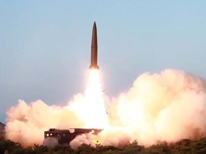 El lanzamiento de un misil norcoreano el pasado 25 de julio.