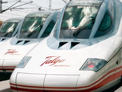 Trenes de alta velocidad del modelo 350 de Talgo.