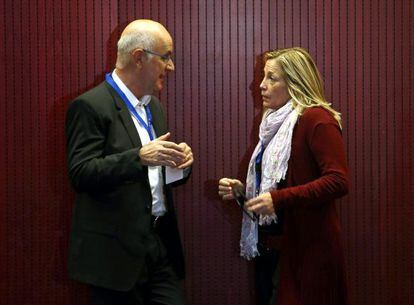 Josep Antoni Duran i Lleida y la vicepresidenta catalana, Joana Ortega 