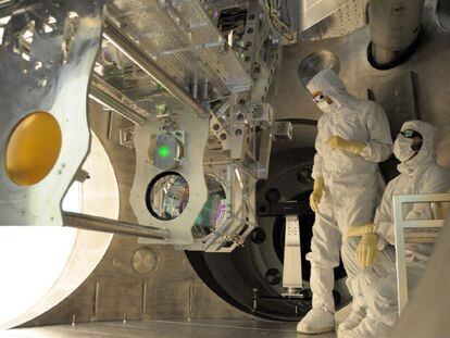 Instalación de los nuevos instrumentos del Advanced LIGO