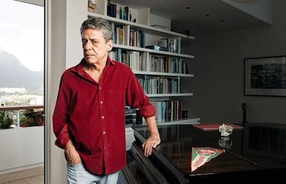 Chico Buarque, "un tipo delgado y tímido, sencillo y sonriente".