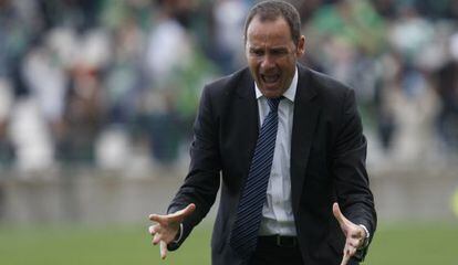 Victor Fern&aacute;ndez, en su &uacute;ltma temporada como t&eacute;cnico del Betis.