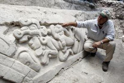 El arqueólogo Richard Hansen en el sitio arqueológico maya de El Mirador, en Guatemala.
