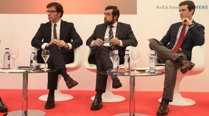 De izquierda a derecha, Juan Moscoso (PSOE), Miguel &Aacute;ngel Guti&eacute;rrez (Ciudadanos) y Pablo Casado (PP). 