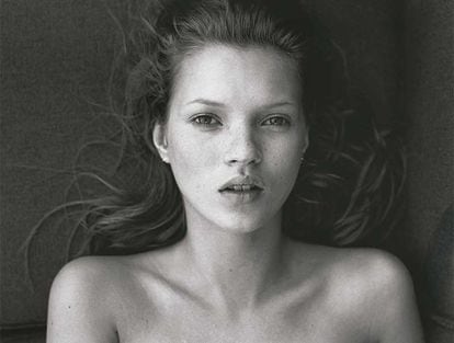 Kate Moss fotografiada por Mario Sorrenti para Calvin Klein.