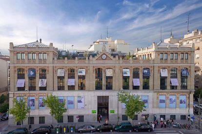 Fachada de La Casa Encendida.