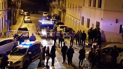 La calle N&agrave;pols de Terrassa, donde se ha producido el crimen.