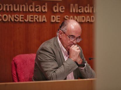 El viceconsejero de Salud Pública y Plan covid-19 de Madrid, Antonio Zapatero, durante su comparecencia en la Consejería de Sanidad.