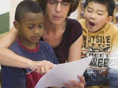 Una classe de català al 'escola Reina Victòria de Barcelona.