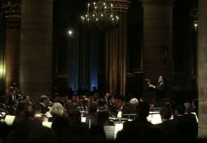 El director venezolano, durante el ensayo del concierto en Notre Dame.