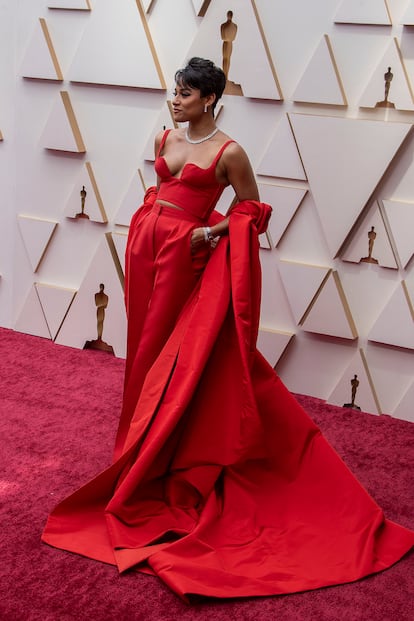 Ariana DeBose in Valentino.