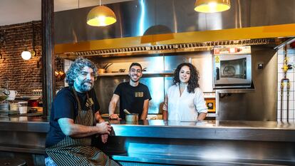 Xan Otero, Alejandro Oliveira y Claudia Rodríguez.