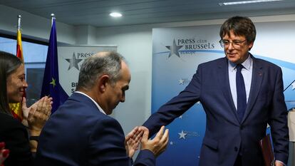 Carles Puigdemont, en rueda de prensa tras firmar el acuerdo con el PSOE.