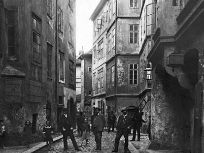 Una calle del gueto judío en Praga.