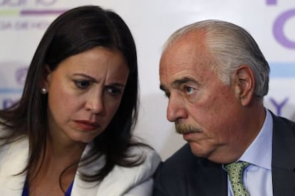 María Corina Machado y Andrés Pastrana.