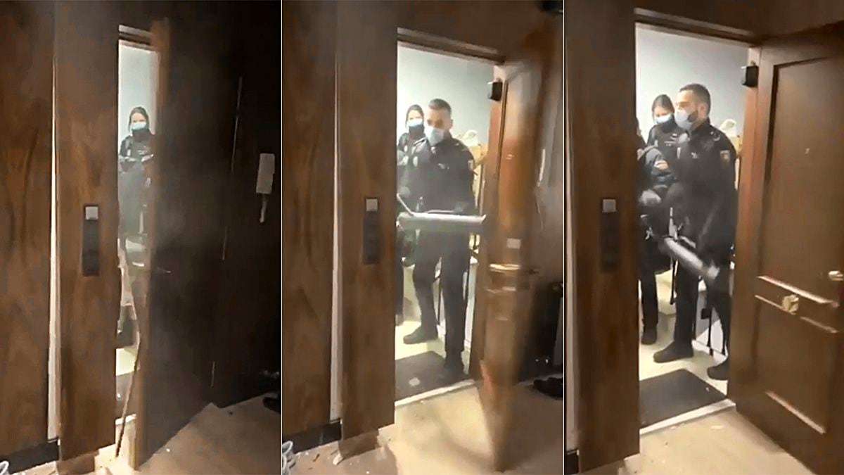 El día que la policía derribo la puerta de la casa de un narrador de