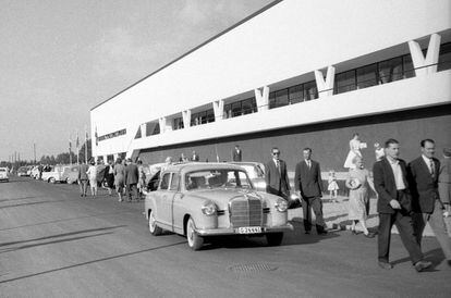 Foto histórica de la primera tienda Ikea abierta en 1958.