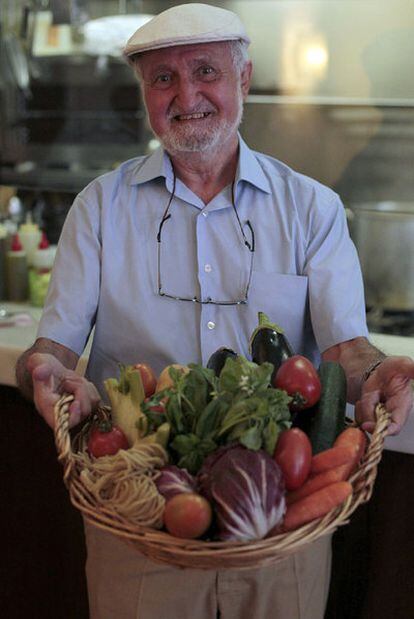 Esquinas: "El primer derecho humano es la alimentación".