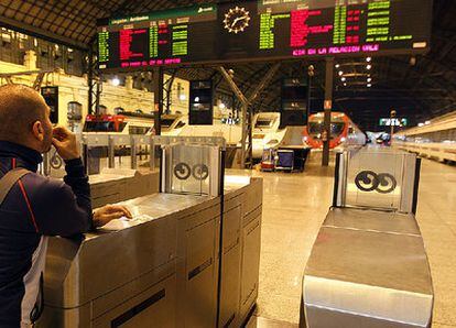 Estación de Renfe en Valencia durante la pasada huelga general