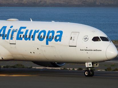 Avión de Air Europa en el aeropuerto de Gran Canaria.