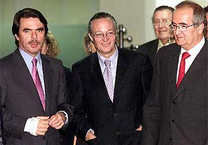 Aznar, Piqué y Josep González, presidente de Pimec-Sefes.