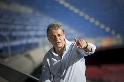 Joaquim Maria Puyal al Camp Nou.