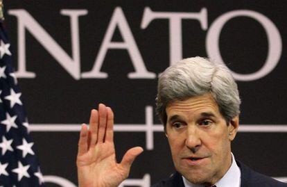 John Kerry, en la reuni&oacute;n de la OTAN en Bruselas. 