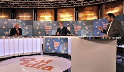 Fotografia facilitada per 8TV del debat televisat entre el ministre d'Exteriors, José Manuel García Margallo, i el president d'ERC i número cinc de Junts pel Sí en les eleccions del 27-S, Oriol Junqueras.