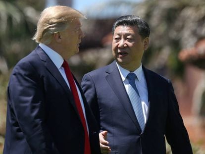 Donald Trump junto a Xi Jinping en Palm Beach, Florida.