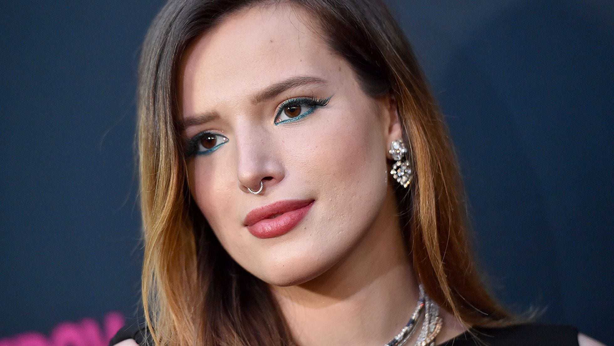 Punto y final al chantaje: Bella Thorne publica sus propias fotos íntimas  tras ser 'hackeada' | S Moda: Revista de moda, belleza, tendencias y  famosos | EL PAÍS