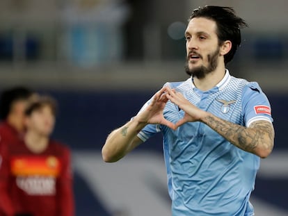 Luis Alberto celebra su segundo gol contra la Roma este viernes.