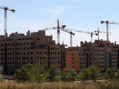 Edificios en construcción en el barrio de El Cañaveral, en Madrid.