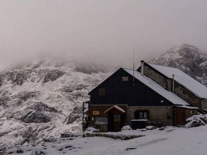 El Refugio Collado Jermoso, situado en los Picos de Europa