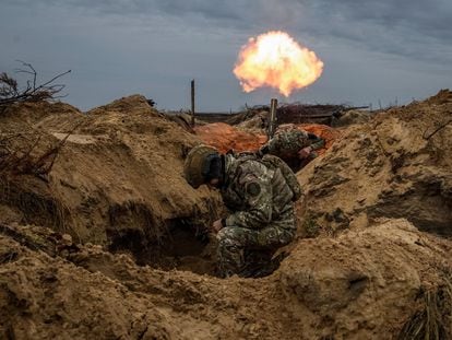 Soldados ucranianos, en un ejercicio, en la región de Kiev.