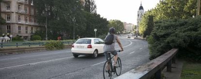 Tramo de Bailén en la que se pondrá un paso con semáforo.